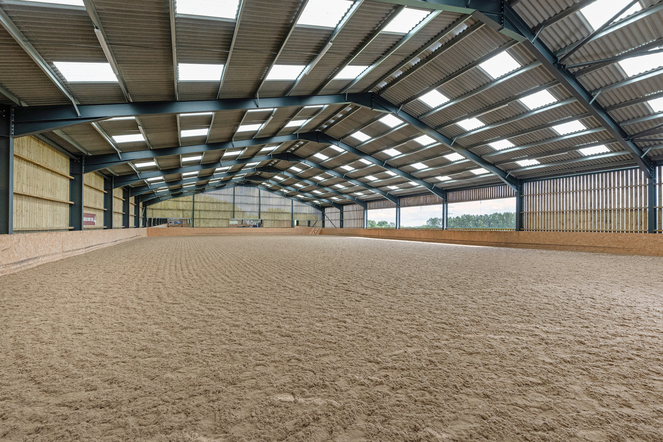 East Thornton Farm - indoor school