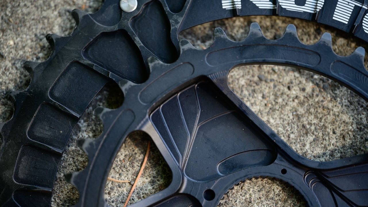 Rotor 2INpower SL chainring machining detail