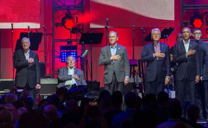 Ex-presidents headline hurricane benefit