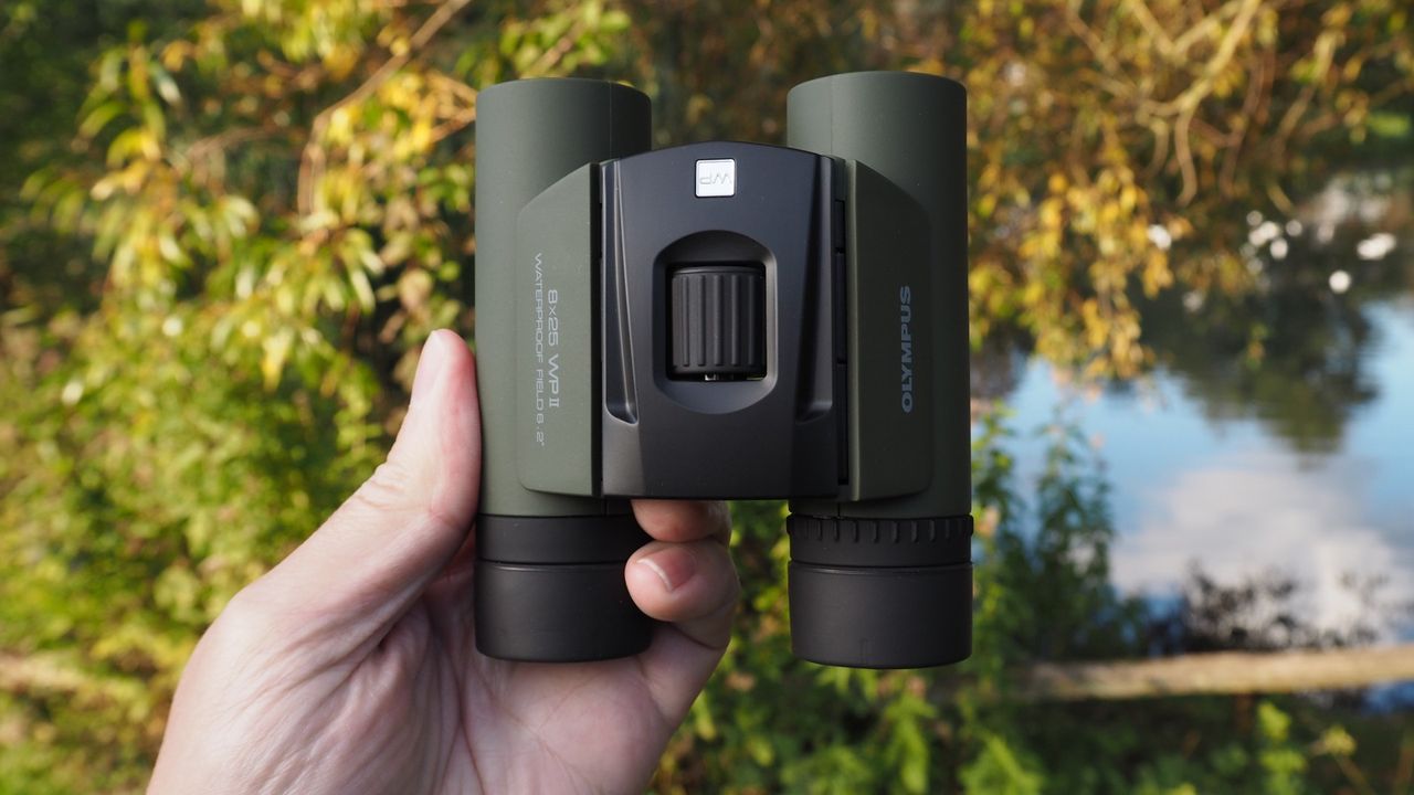 Close up photo of the Olympus 8x25 WP II binoculars