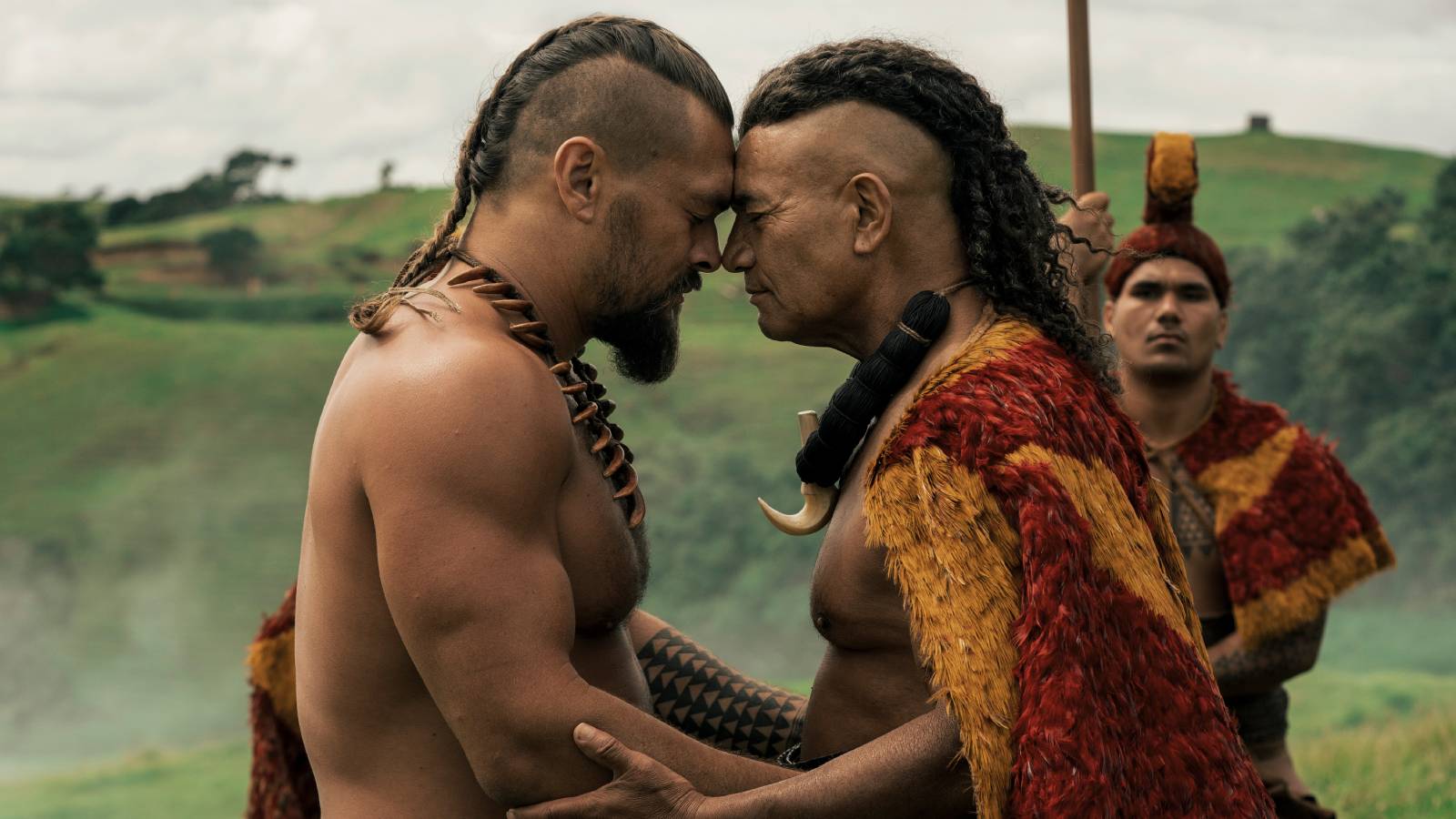 Jason Momoa and Temuera Morrison in Chief of War