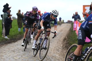 Sanne Cant (Fenix-Deceuninck) in action at Paris-Roubaix Femmes before the crash that ended her race