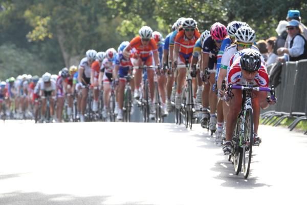 Olga Zabelinskaya (Russia) at the front of a stretched peloton during the 2011 World road race Championship