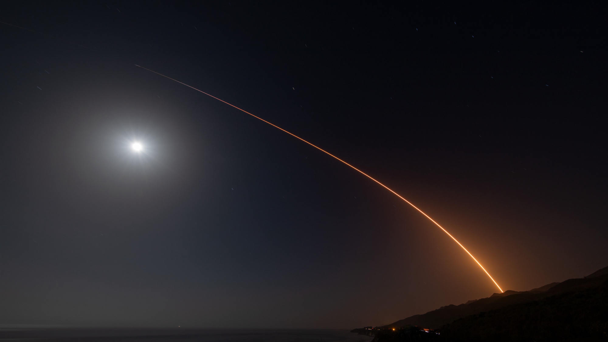 SpaceX to launch 2nd batch of next-gen US spy satellites tonight Space