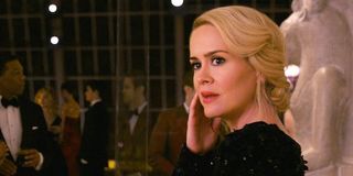 Sarah Paulson as Tammy at Met Gala heist in Ocean's 8