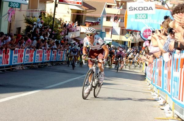 John Gadret (AG2r) seals the win
