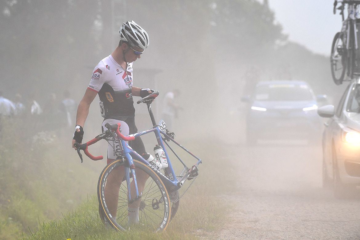 A dusty puncture for Laurens Sweeck