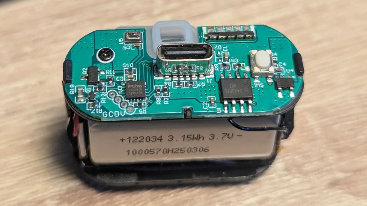 Engineer creates ‘blazingly fast’ web server powered by a disposable vape — 'VapeServer' powered by 24 MHz Arm chip with 24 kilobytes of flash, 3KB of SRAM