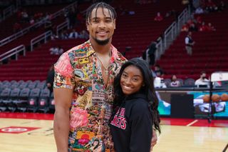 engaged - Simone Biles and Jonathan Owens