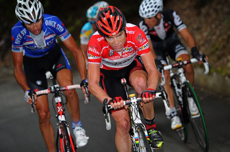 Cadel Evans feeling the pain of the steep Mortirolo slopes
