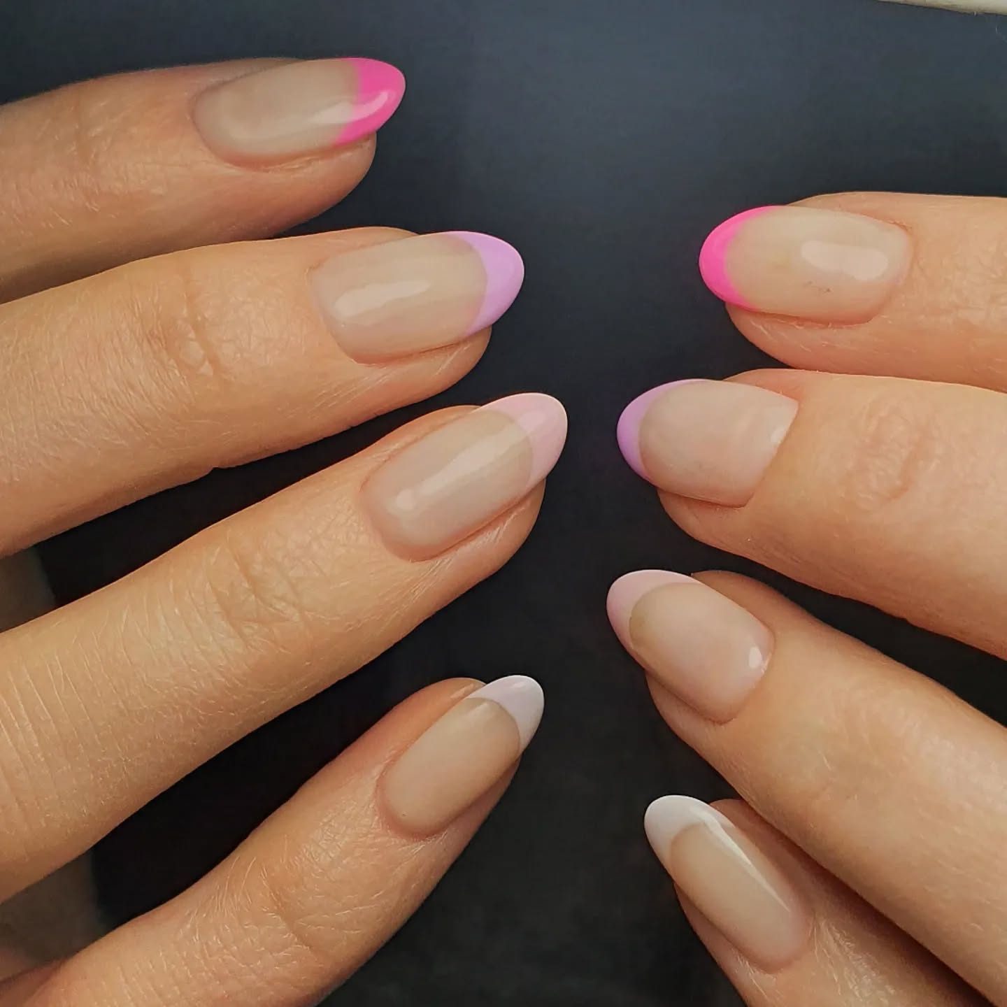 minimalistic nail art