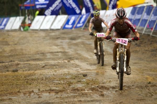 Willow Koerber (Trek World Racing) leads eventual winner Irina Kalentieva (Topeak Ergon)