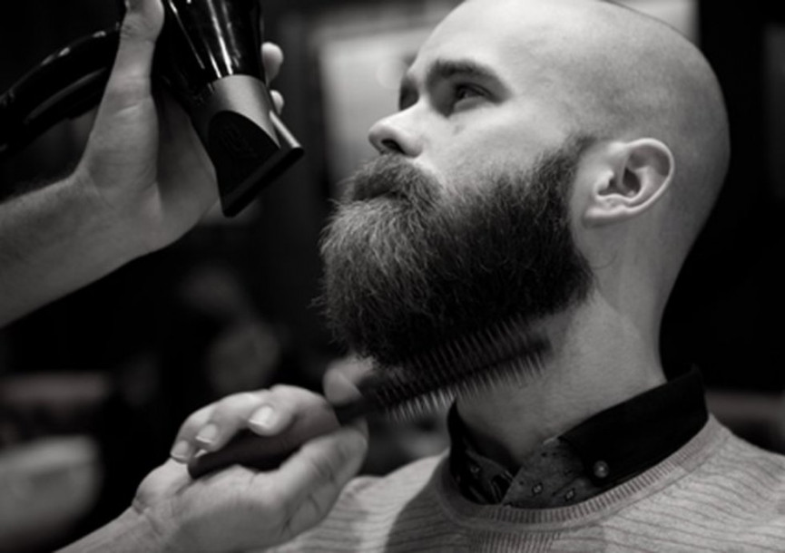 everything-you-need-to-know-about-growing-a-beard-if-you-can-3-1556693404-tQfe-column-width-inline