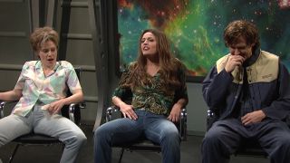 Kate McKinnon, Cecily Strong, and Ryan Gosling in "Close Encounter" from Saturday Night Live