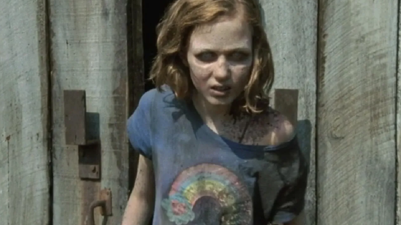 Sophia como una callejera en The Walking Dead.