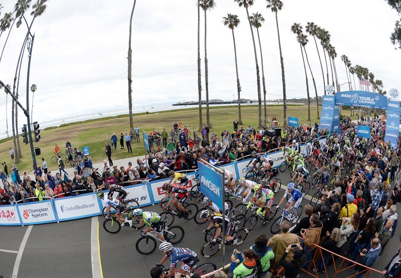 The peloton gets stage 5 underway in Santa Barbara