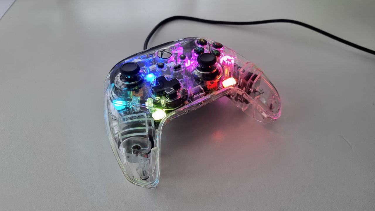 HyperX Clutch Gladiate RGB