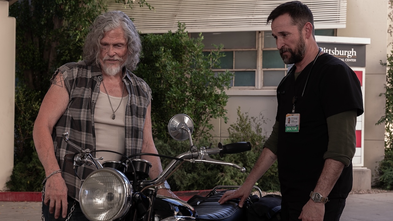 Duke talking to Robby about his motorcycle in The Pitt Season 2x14