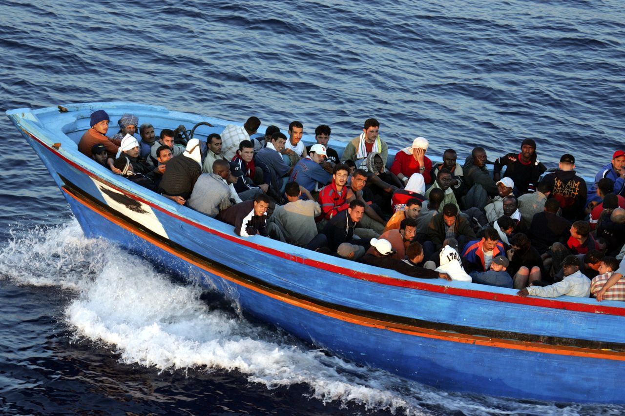 Migrants boat