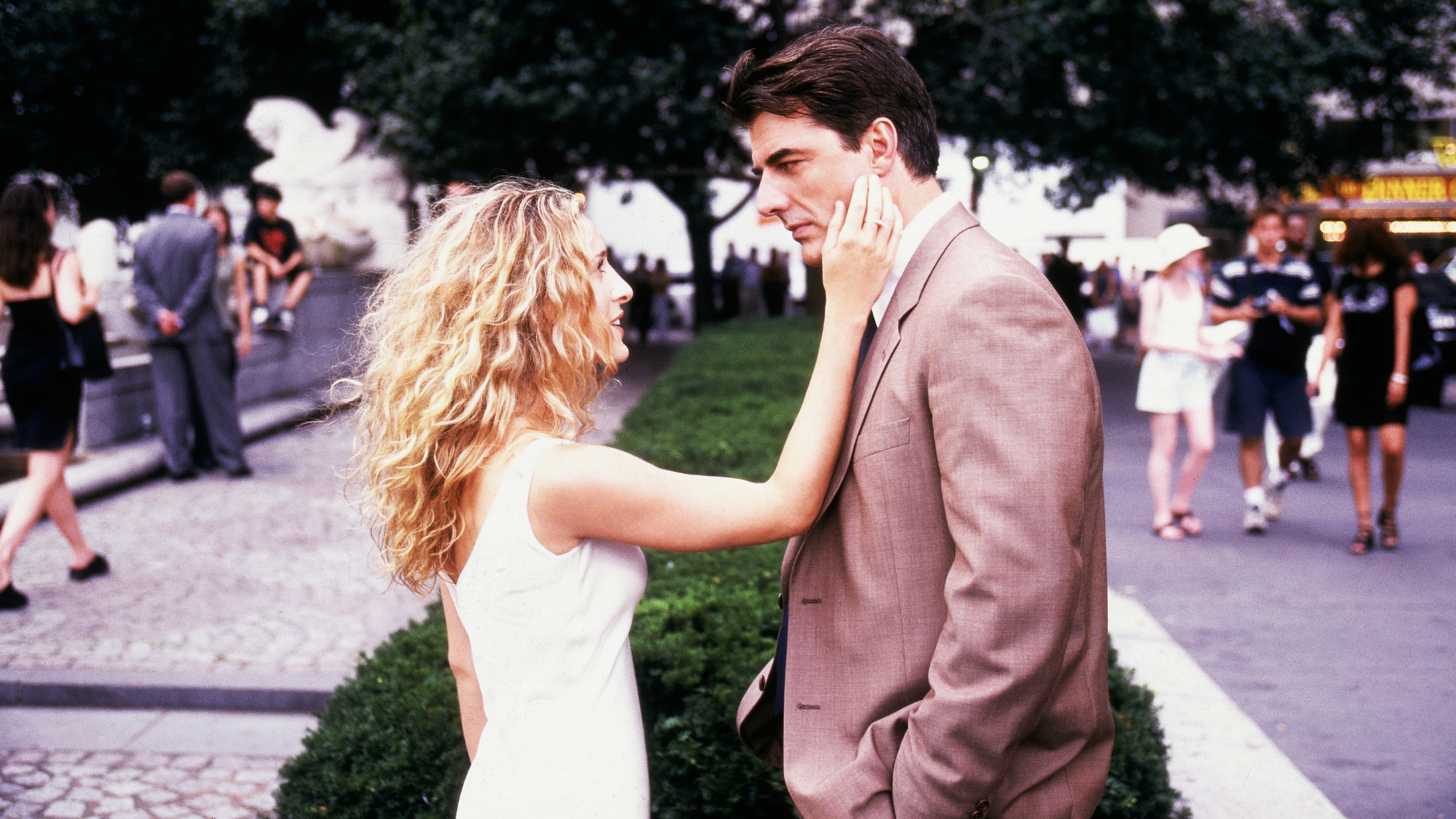 Sarah Jessica Parker has commented on Carrie and Big's 'toxic' relationship in Sex and the City