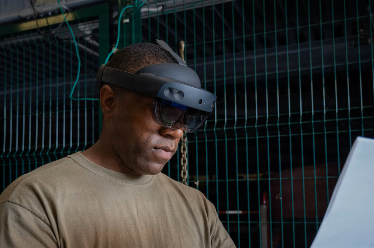 Microsoft HoloLens is arming the soldier of the future – but not in the way you might think
