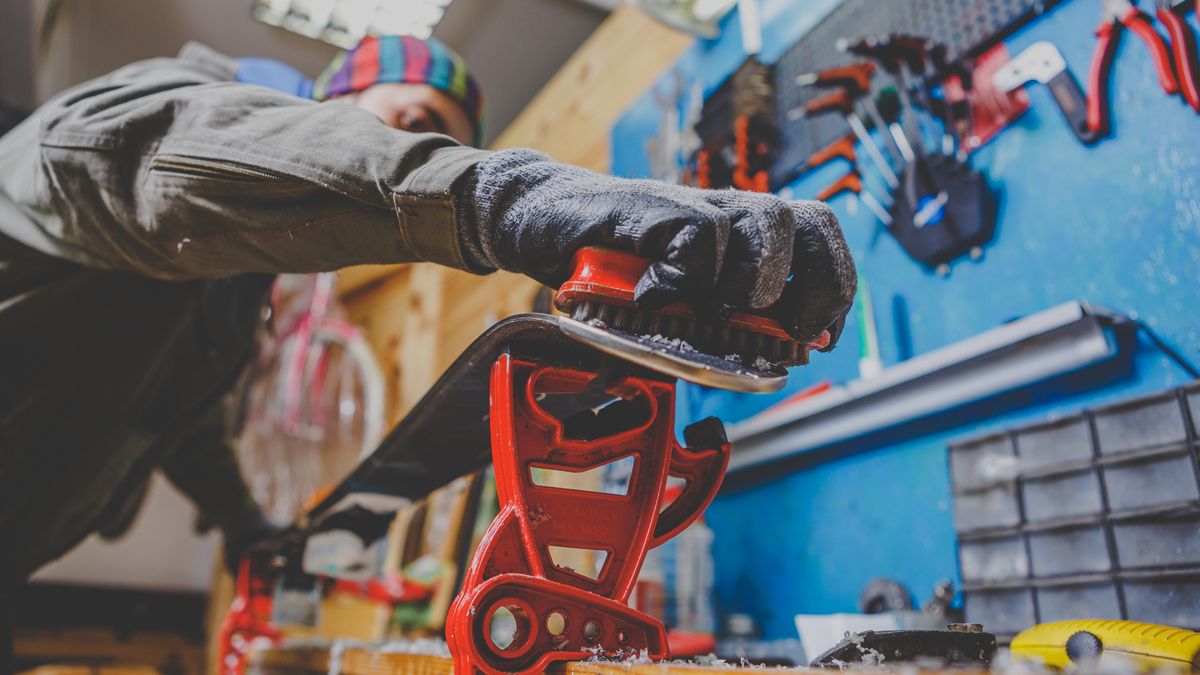 How to store cross country skis Advnture