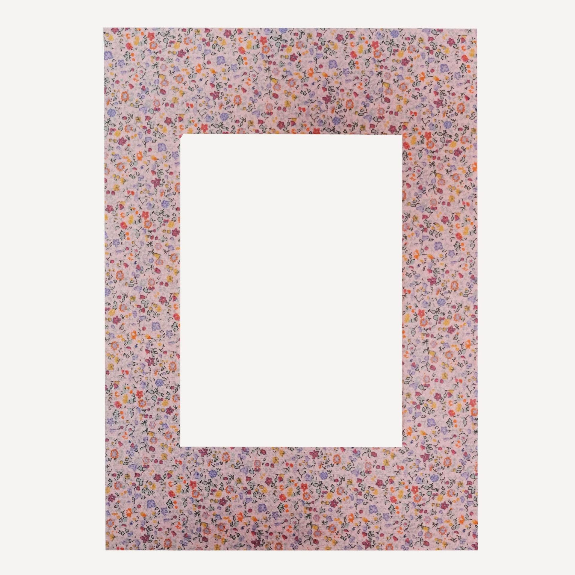 Bertola Home Studio Fabric Mount