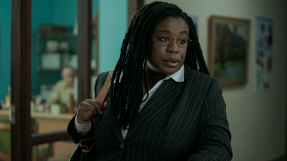 uzo aduba as edie flowers in painkiller