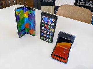 Galaxy Fold, iPhone and Galaxy Z Flip