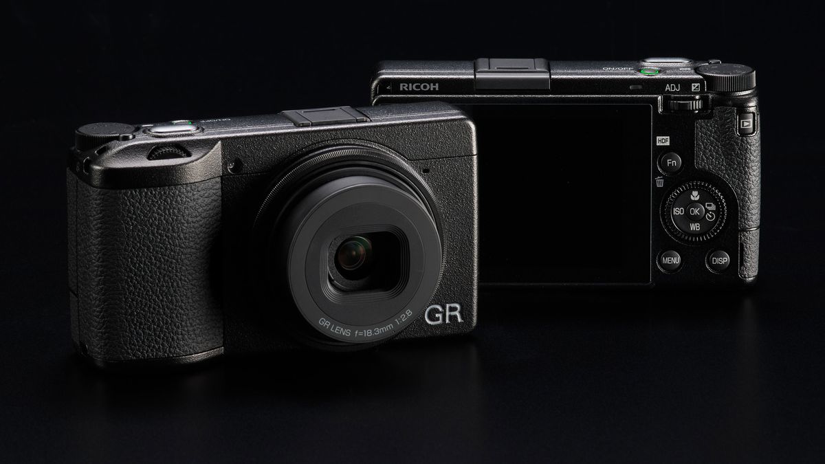 Ricoh GR III HDF and GR IIIx HDF launch with a switchable diffusion filter!