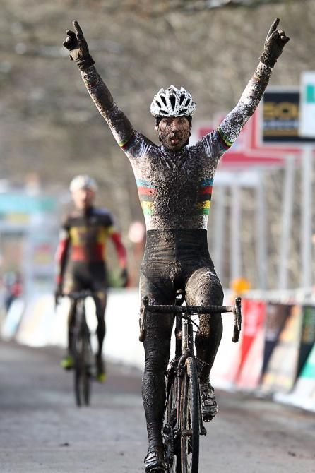 Sven Nys takes his first win in his new world champion's jersey