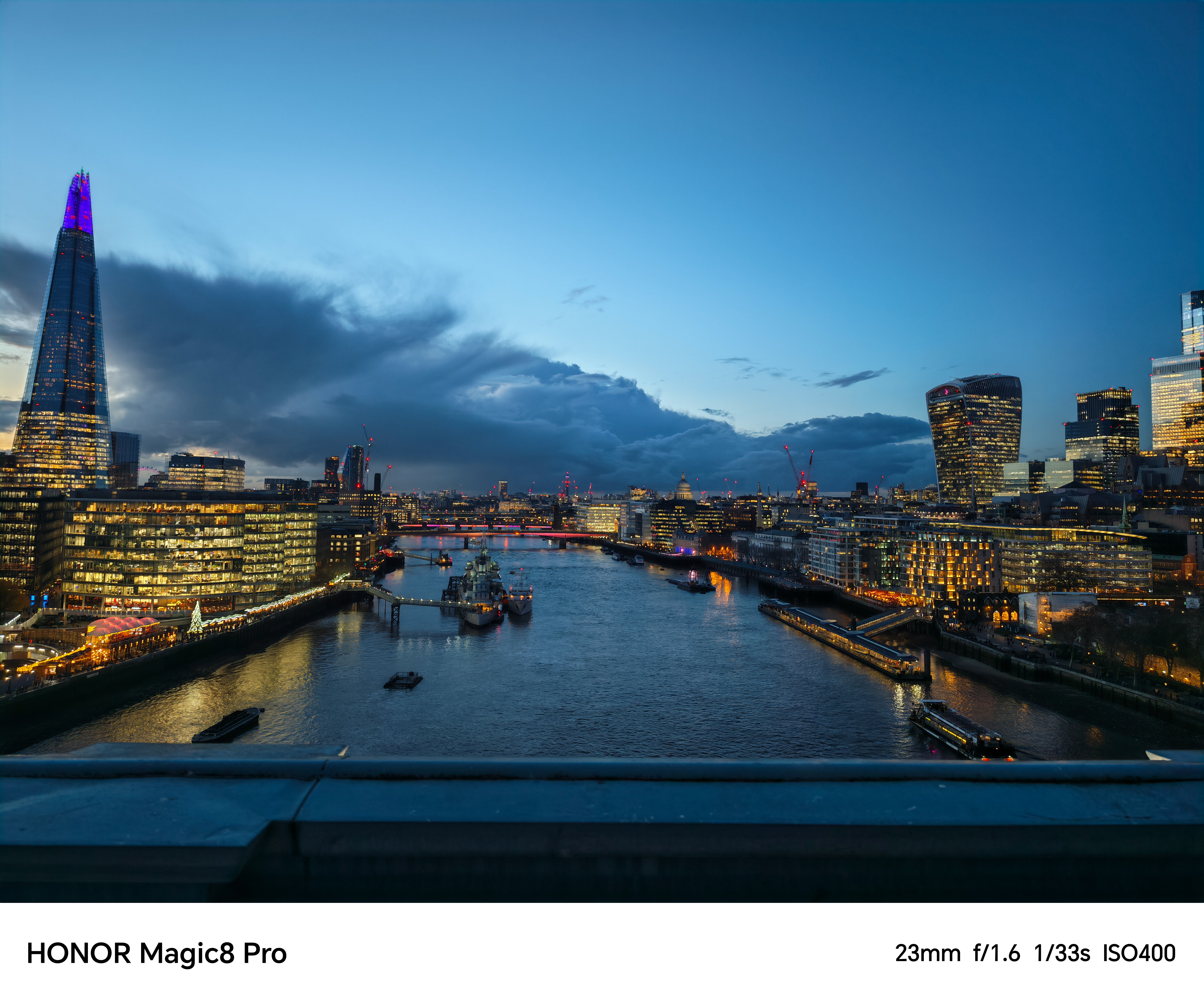 View over the river Thames at night scene from Tower Bridge shot on an Honor Magic 8 Pro