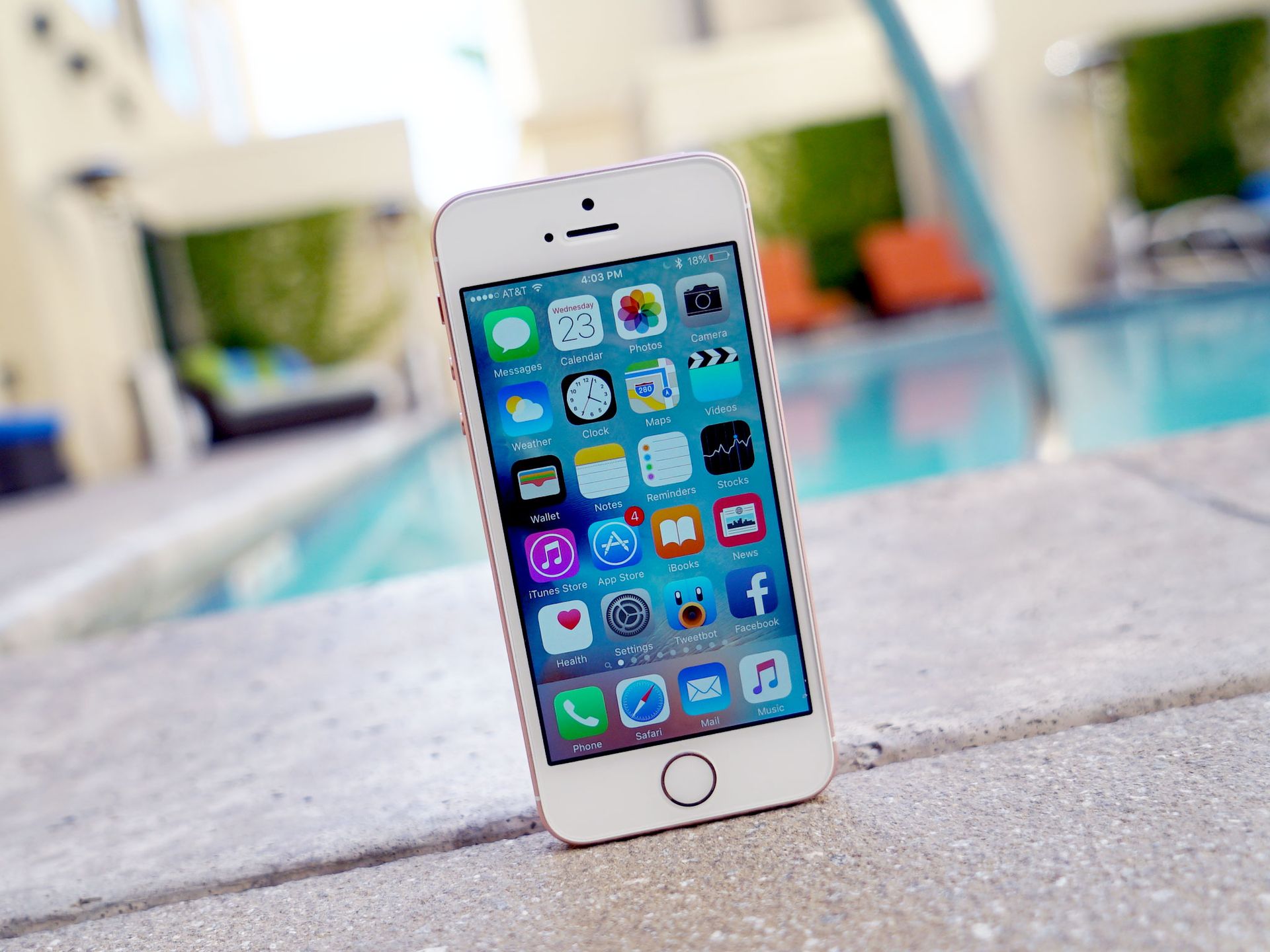 Walmart is selling the iPhone SE for just 299, other models discounted