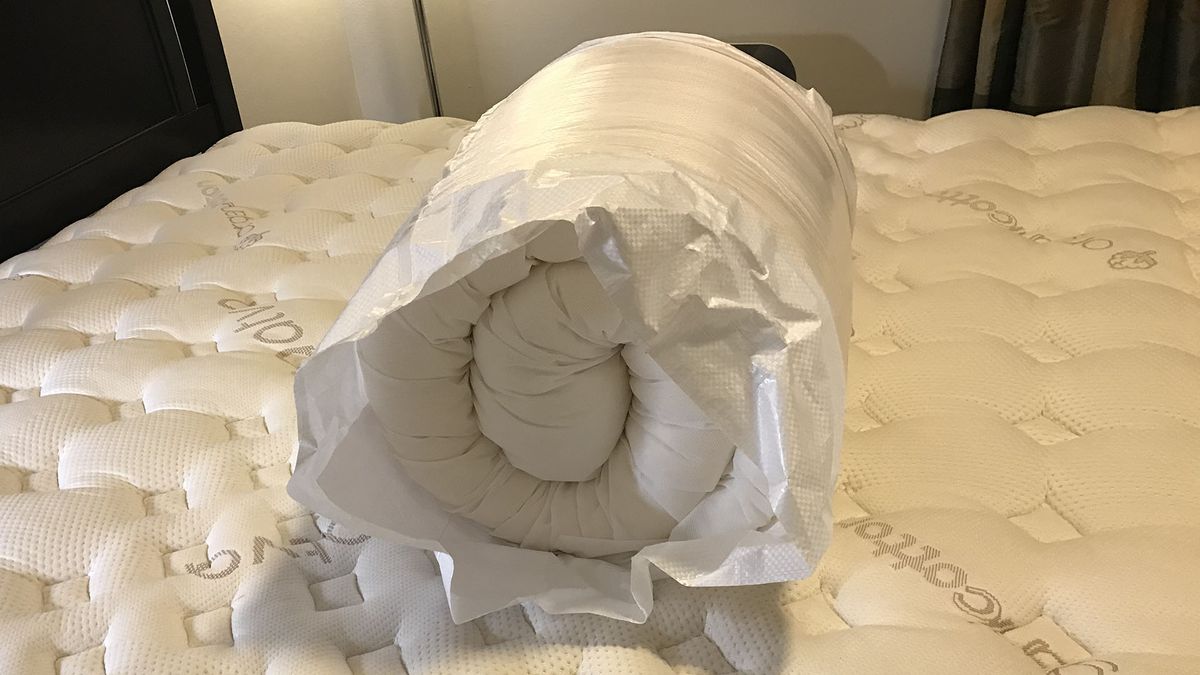 Molecule CopperWell Mattress Topper set-up process