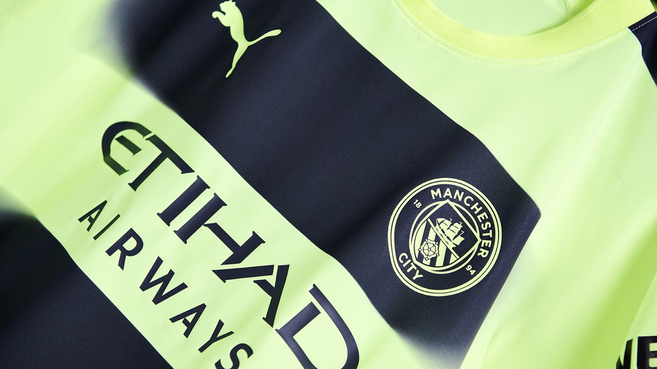 Puma Manchester City third kit 2022/23