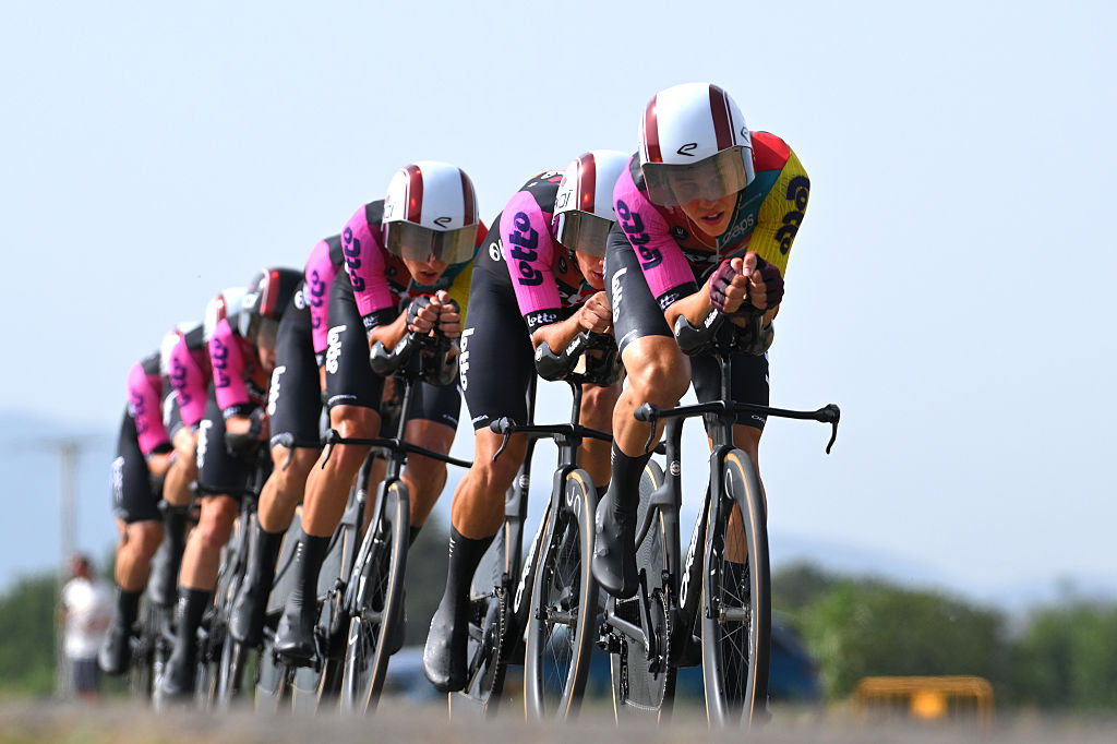 Vuelta a España stage 5 LIVE: A new race leader in the Figueres team time trial