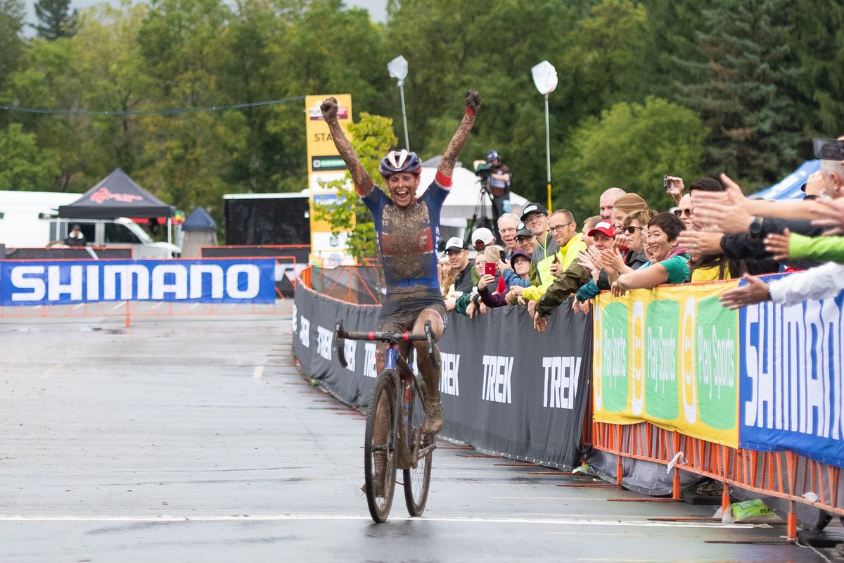 Katerina Nash wins the UCI Cyclo-cross World Cup in Waterloo