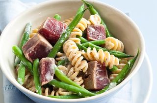 Tuna, green beans and pasta