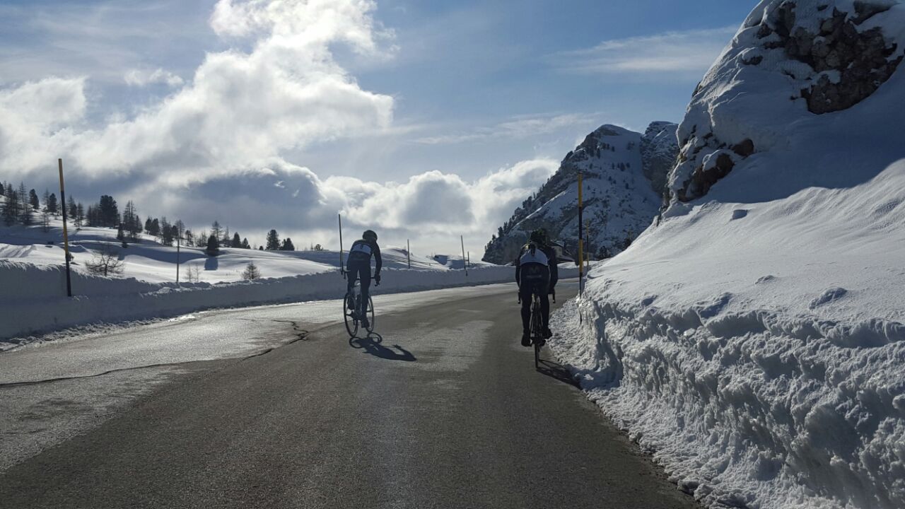 Alejandro Valverde and Andrey Amador (Movistar) preview the route for stage 14 of the Giro d'Italia