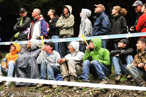 The annoying sound of vuvuzelas has found its way to World Cup racing.