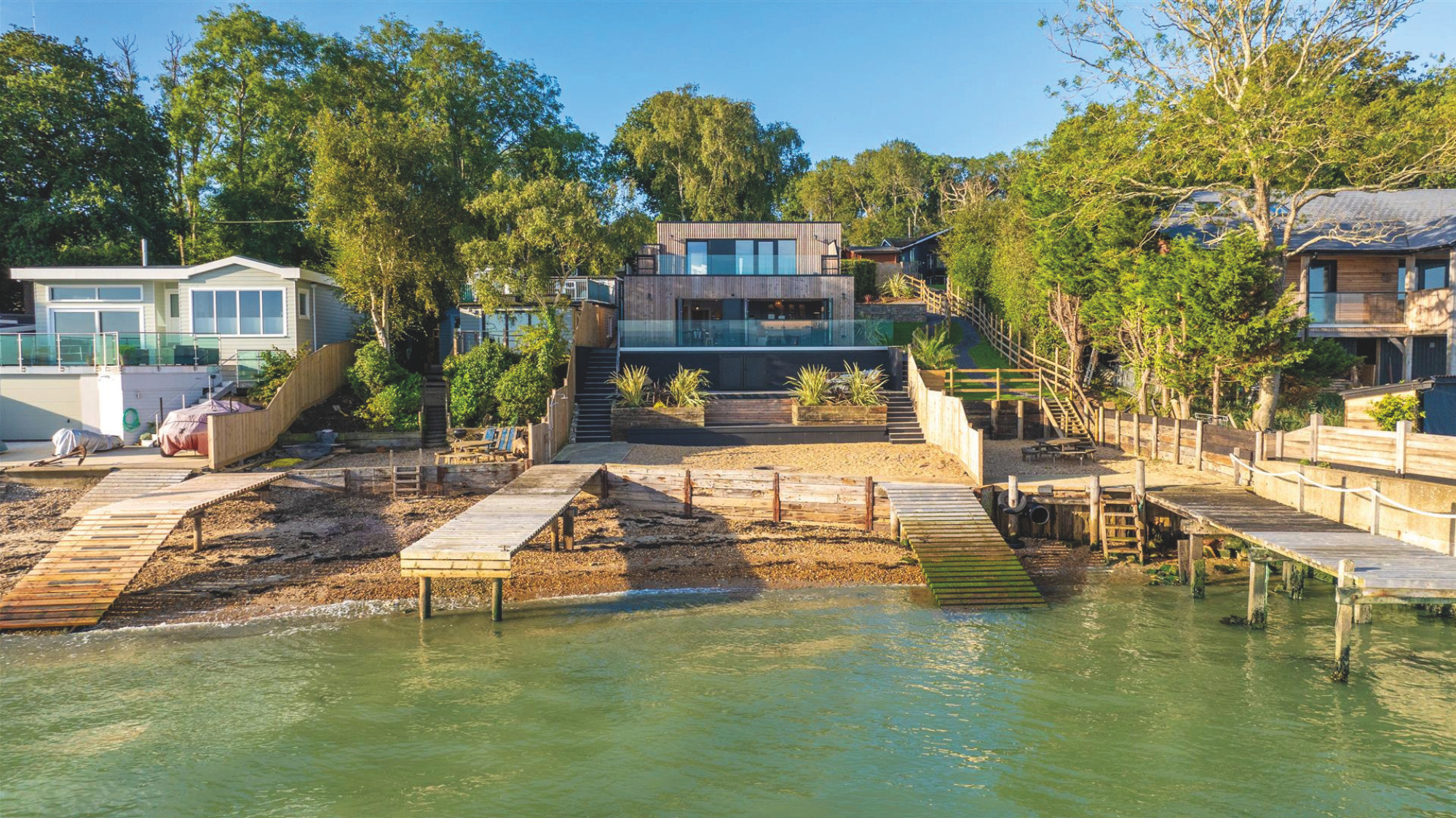 Isle of Wight, The House on the Beach, Wootton Bridge