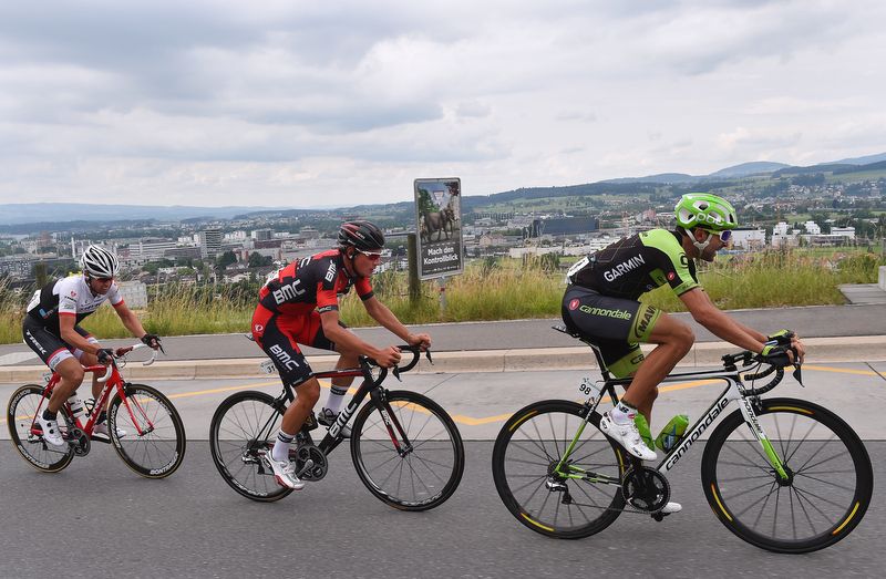 Moreno Moser leads Silvan Diller (BMC) and Stijn Devolder (Trek)