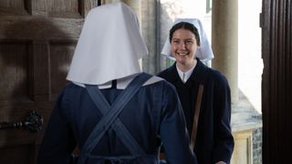 Sister Catherine arrives at Nonnatus house and is welcomed by Sister Julienne at the front door