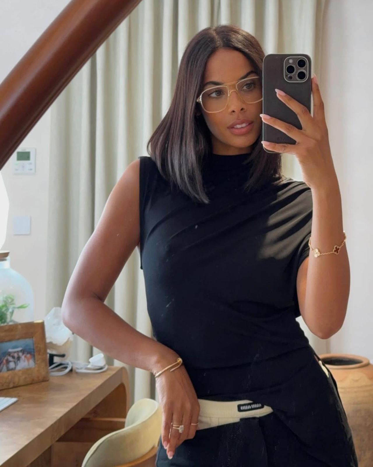 Grown Out Bob @rochellehumes