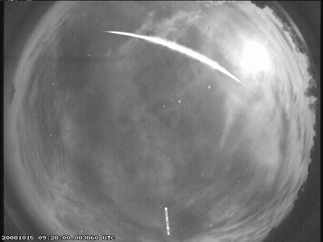 Meteor &#039;Fireball&#039; Caught on Video