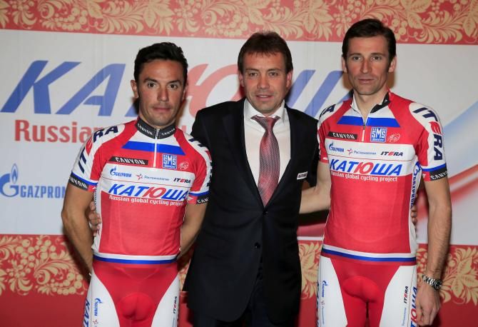 Viatcheslav Ekimov with his leaders Joaquim Rodriguez and Denis Menchov.