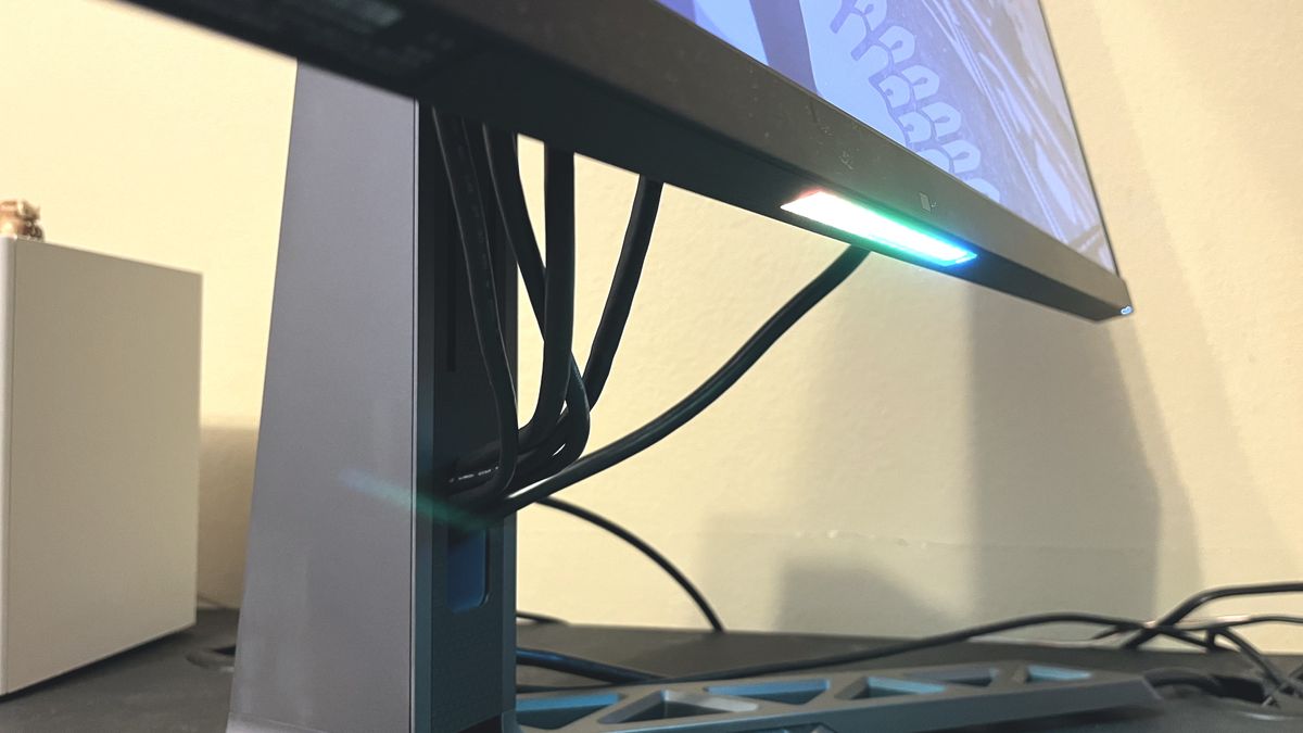 Lenovo Legion Y32P-30
