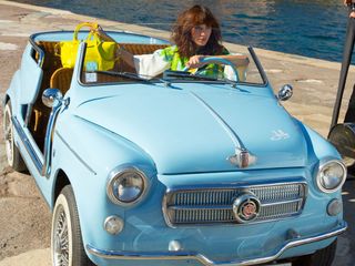 Alexa Chung rides a blue Fiat convertible for Lonchamp's Spring 2014 campaign
