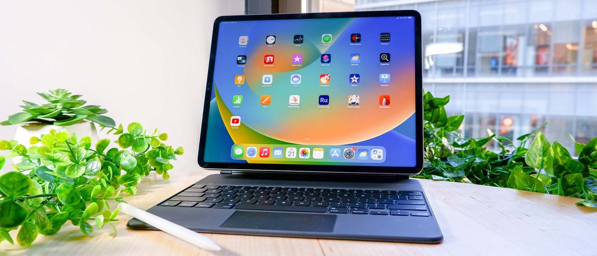 OLED iPad Pro could get a whole new size in 2024