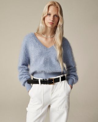 Brushed Cashmere Cropped V-Neck Sweater